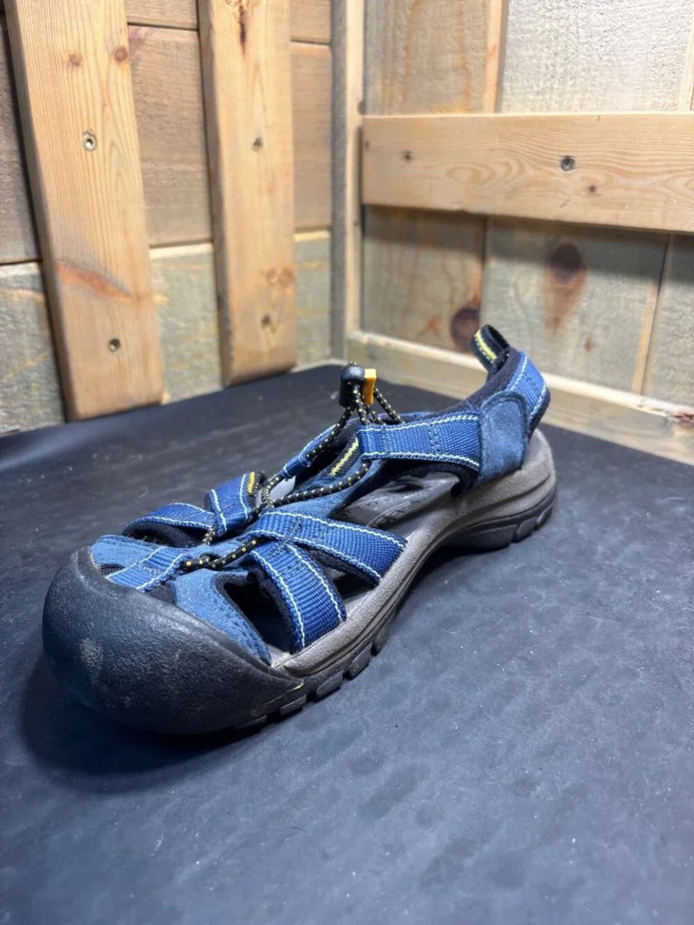 KEEN Girls Sport Sandal Blue EU 0507 Size US 7.5 UK 5 EU 38 Bungee Water Shoe